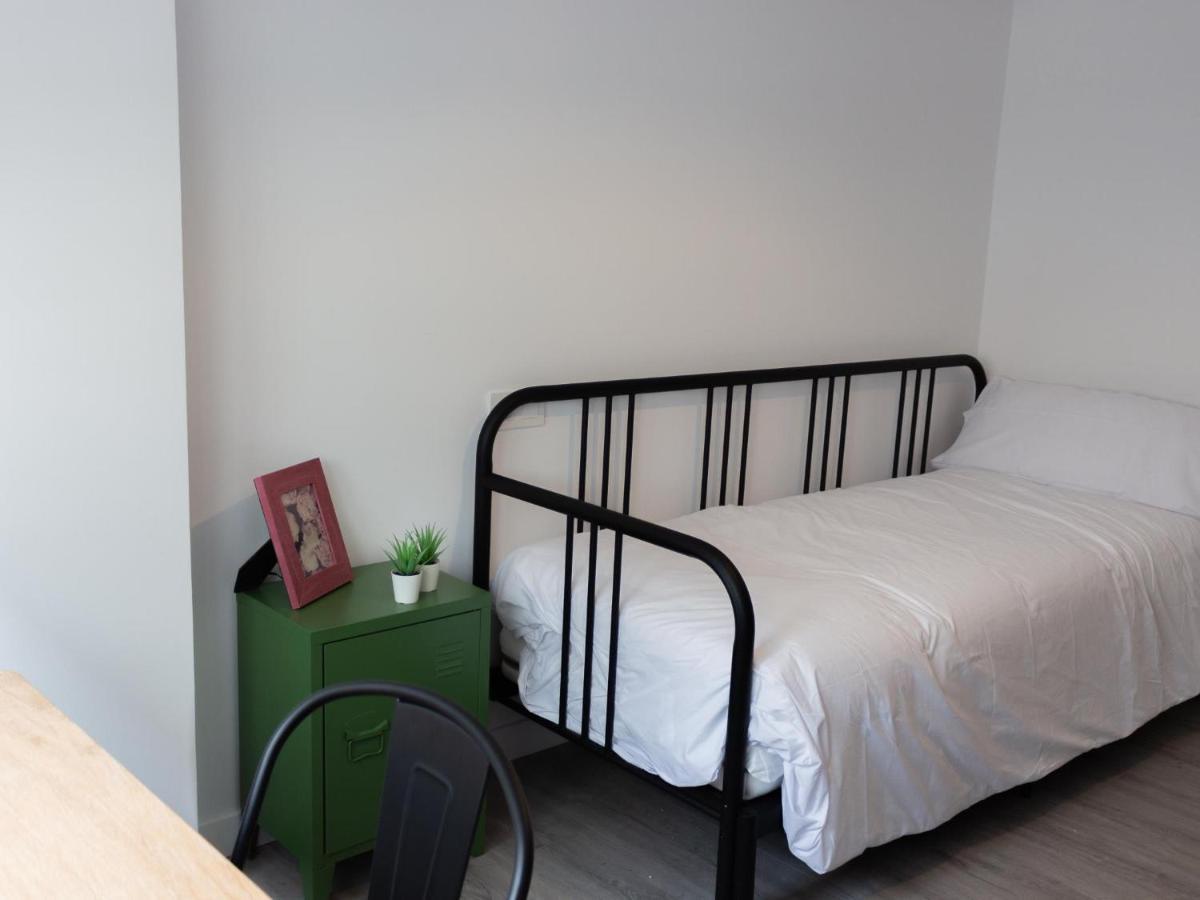 Housingcoruna Riazor Playa La Coruña Esterno foto